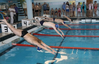 Соревнования по плаванию среди занимающихся взрослых